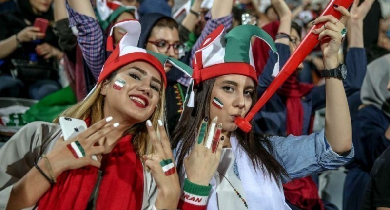 ملک ویلایی چند صدمتری برای فریدون، آزادی و تخمه هم برای جوانان عزیز!