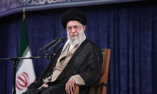 اجتماع حج برای منافع انسان‌هاست