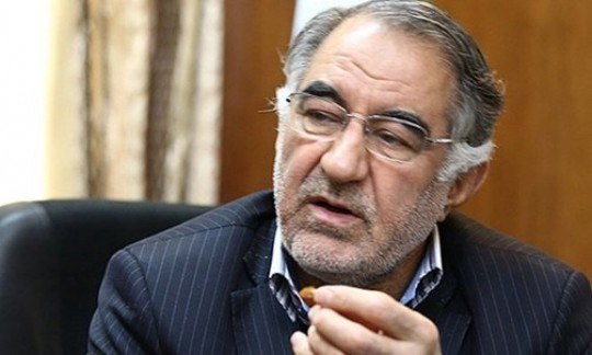 مذاکره‌کنندگان نباید از ریل ترسیم‌شده رهبر انقلاب خارج شوند