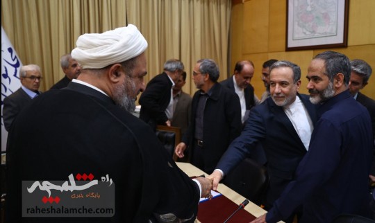 جلسه سه ساعته نمایندگان مجلس با عراقچی چه گذشت و چه کسانی حضور داشتند؟ +تصاویر